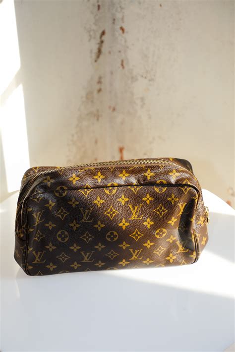 lv toilettaske|louis vuitton toilette.